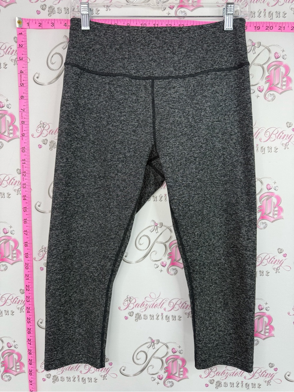 Core 10 capri leggings tights grey black Charcoal Heather Capri Leggings